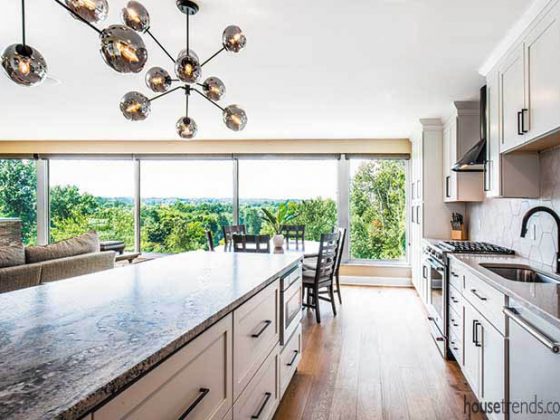 Hardwood flooring runs through a condo