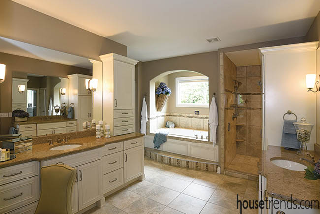 Elegance dots a master bathroom design