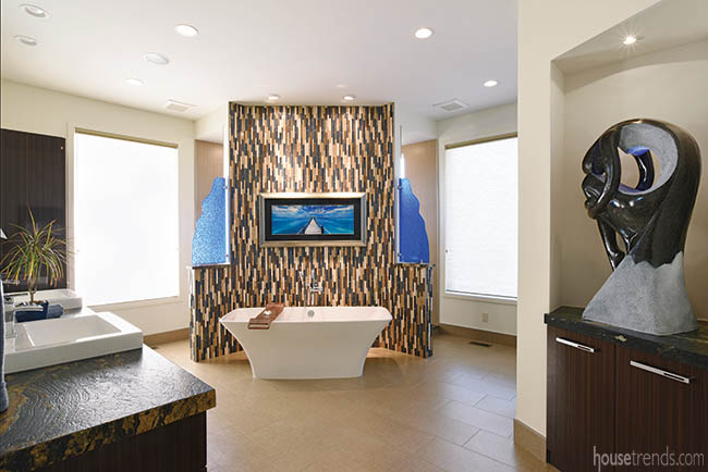 Accent wall adds privacy in a master bathroom