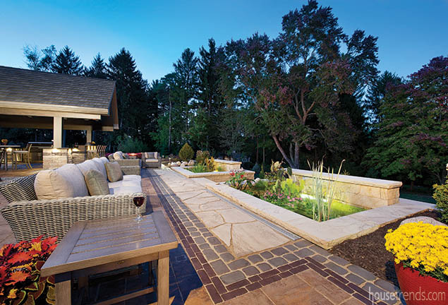 Tips for Outdoor Kitchen Design - R.I. Lampus