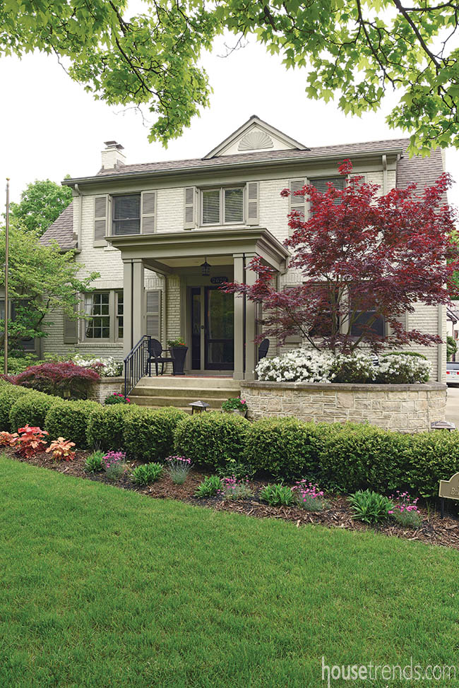 Landscaping puts a fresh face on an old home