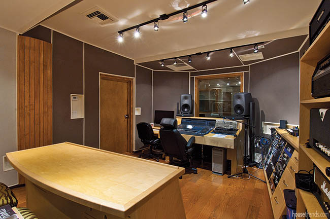 Home design turns business into pleasure