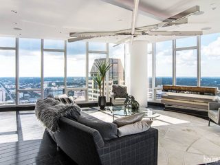 Family room with a gorgeous view