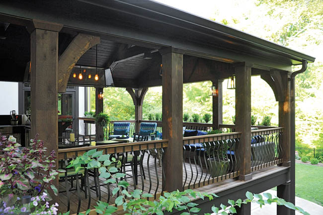 A sturdy deck design for an energetic household