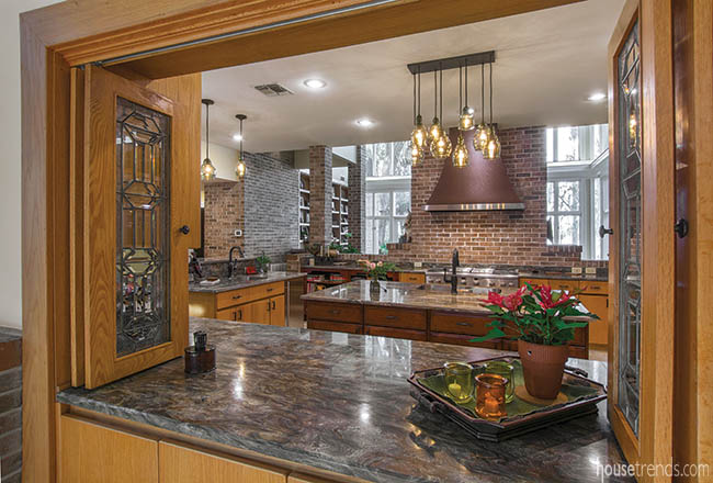 Pass-through makes entertaining easy