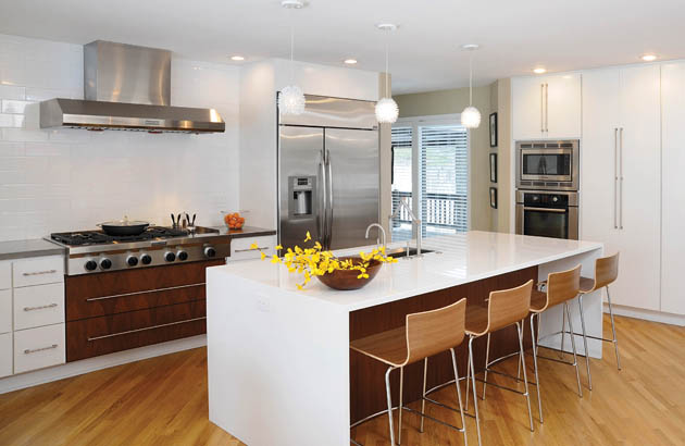 Modern Kitchen In A Retro Neighborhood