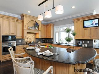 Granite countertops shy away from a shine