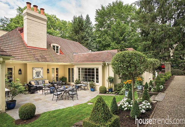 Garden décor allows a terrace to stand out