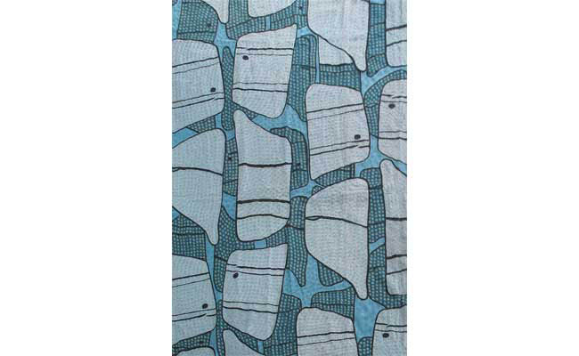 Rug with a bold pattern