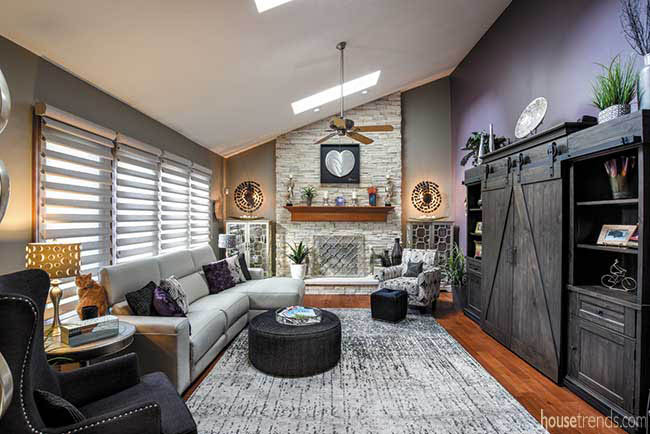 Sliding barn doors hide TV