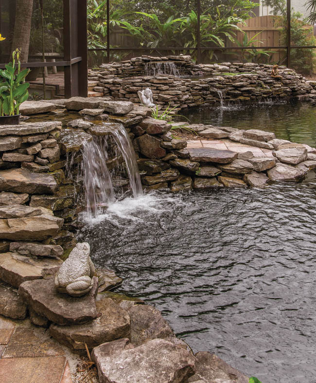 Landscaping rocks create boundaries