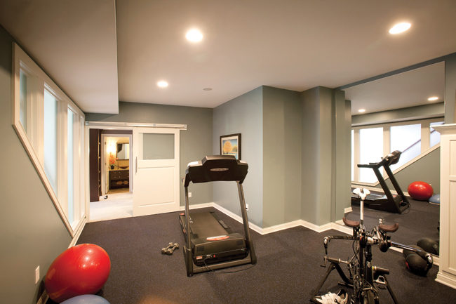 Fitness room design has remnants of a professional gym