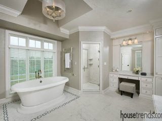 Porcelain tile flooring mimics marble