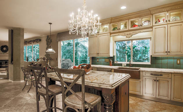 Kitchen island lighting gets a dramatic flair