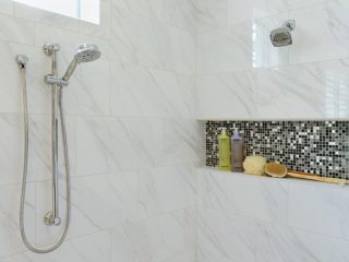 Tile shower designs create a dramatic look