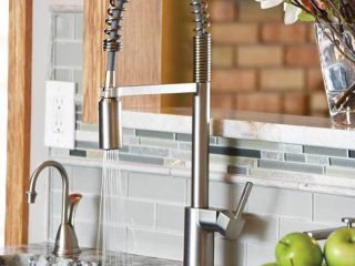 Pass-through creates view for a kitchen sink