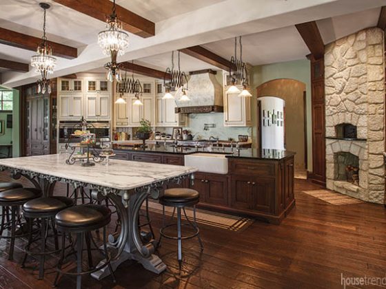 Kitchen boasts a wood-fired pizza oven
