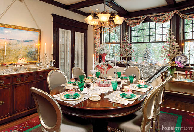 Dining room decked out for the holidays
