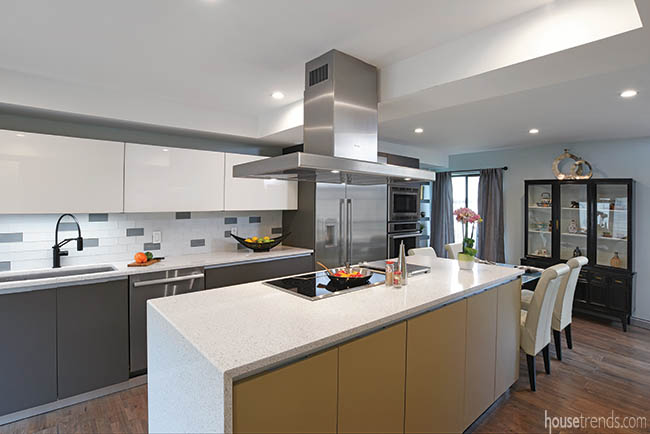 Quartz countertops brighten up a kitchen
