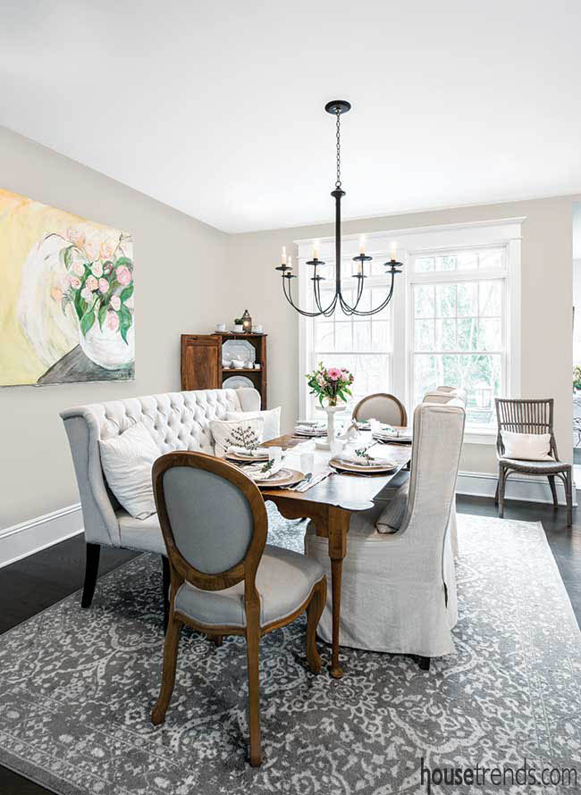 Padded bench seating in a dining room