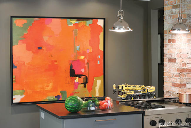 Pendant lighting gives spotlight to art