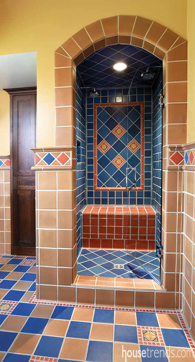 Shower focal wall made of tile