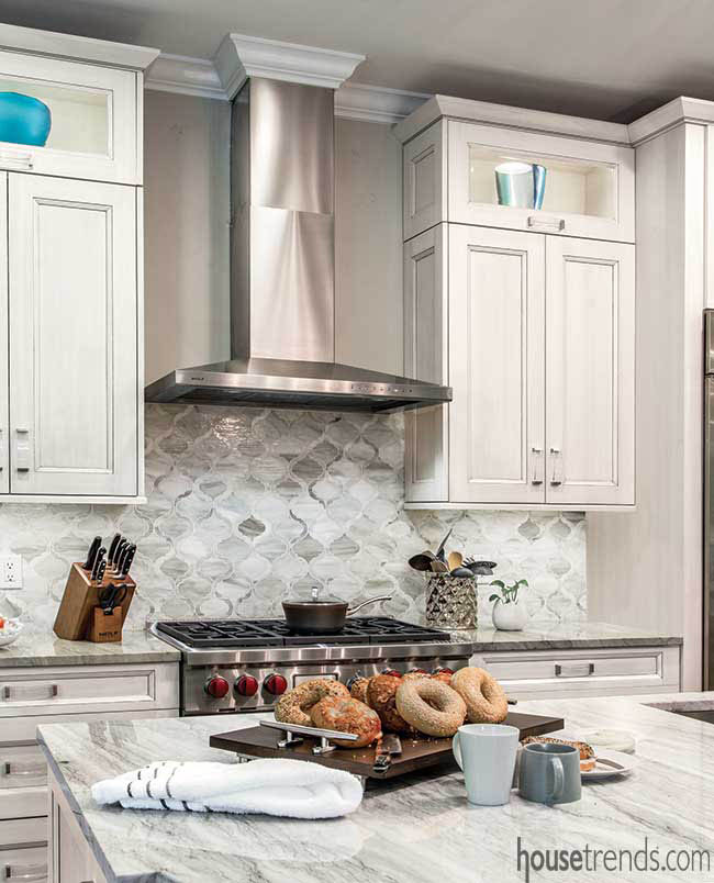 Soothing backsplash crafted from mosaic tile