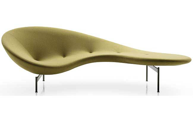 Curvy sofa embraces guests