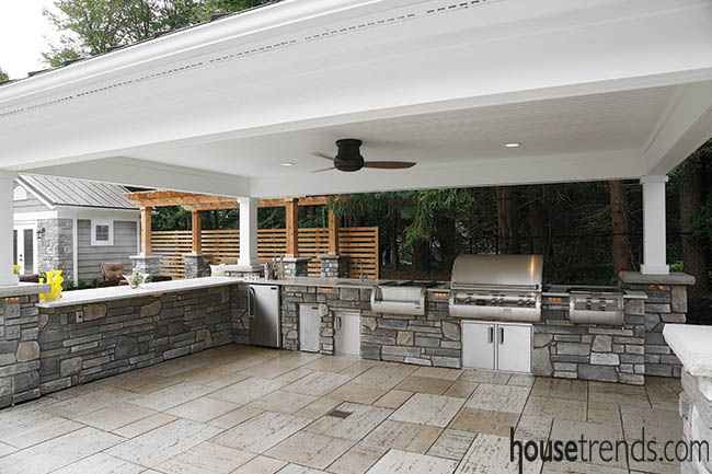 Fan keeps a pavilion comfortable