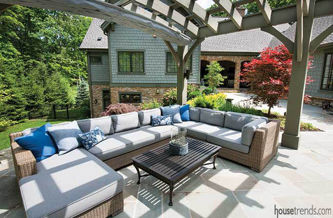 Pergola adds shade to a seating area