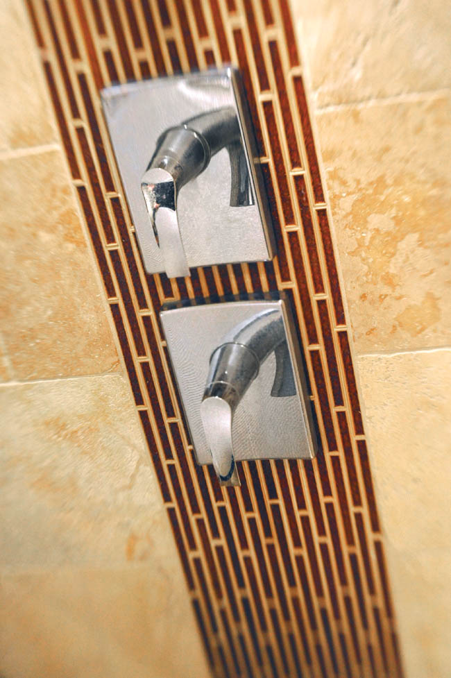 Bathroom tiles adds color and contrast