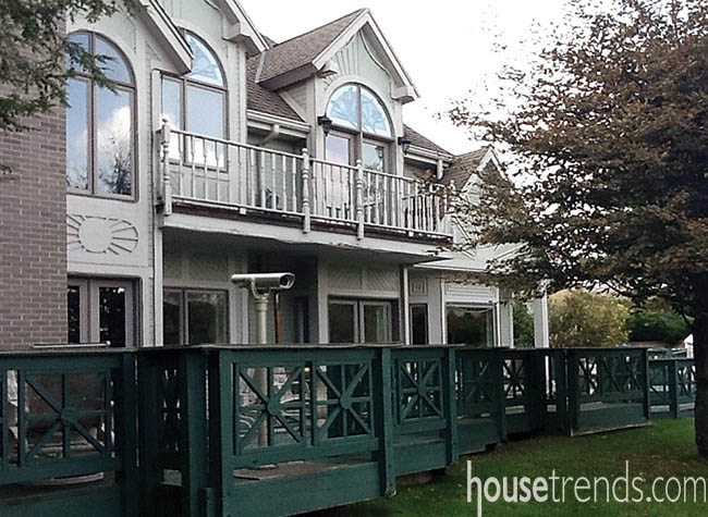 Deck design gets a spectacular view