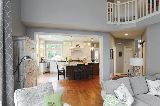 Remodeling ideas expand a small kitchen