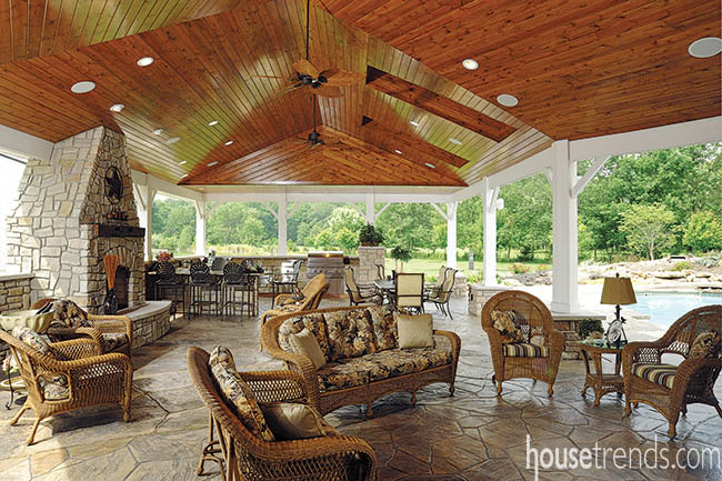 Fireplace heats up an outdoor kitchen