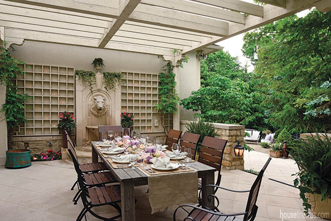 Candles provide romantic outdoor lighting