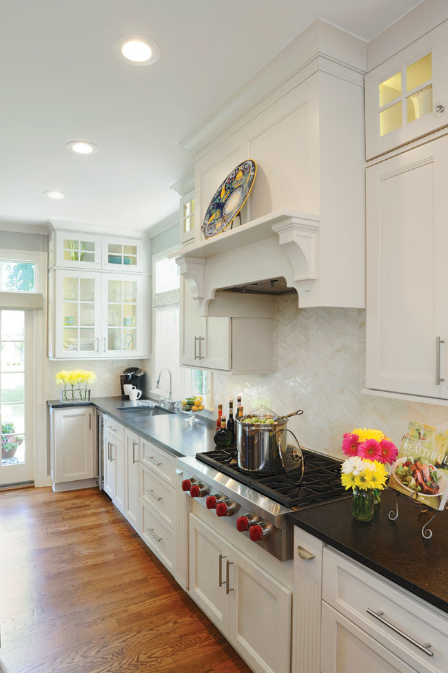 Leathered countertops make a dramatic statement