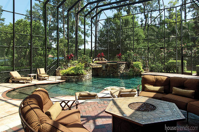 Fire pit perfectly positioned next to pool