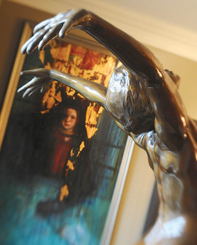 Dining room gets intriguing accessories