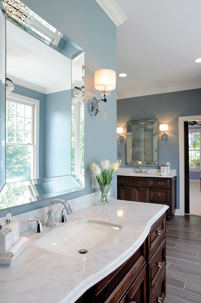 The Kohler undermount sink gives the countertop a clean look.