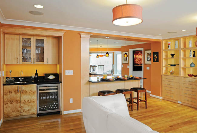 Wet bar keeps the party going