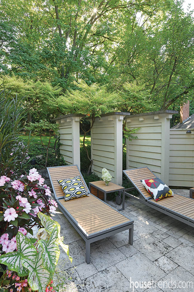 Back yard privacy ideas include custom panels