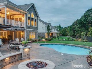 Fountains spruce up an inground pool