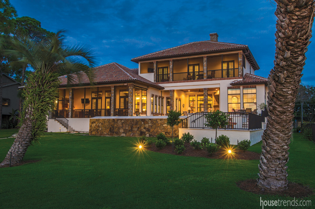 Backyard design shines light on natural surroundings