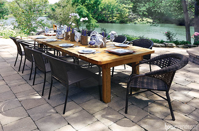 Pavers establish a sturdy patio design