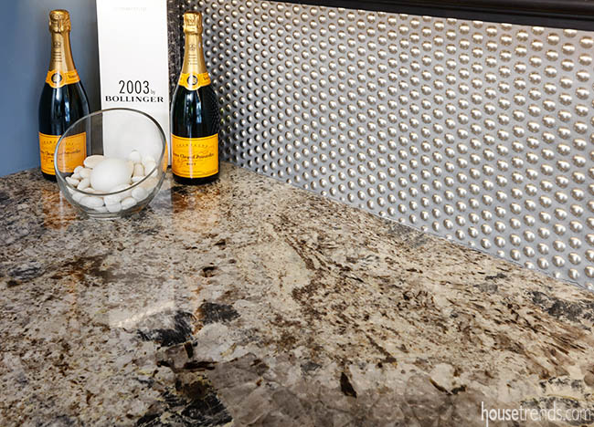 Backsplash adds texture to a bar