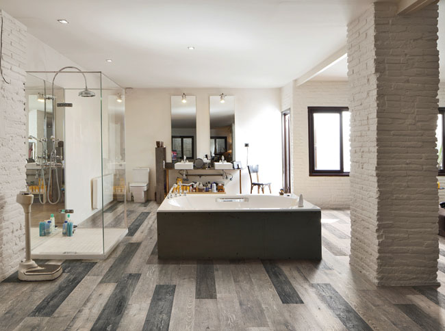 Porcelain wood tile flooring parrots its hardwood counterpart