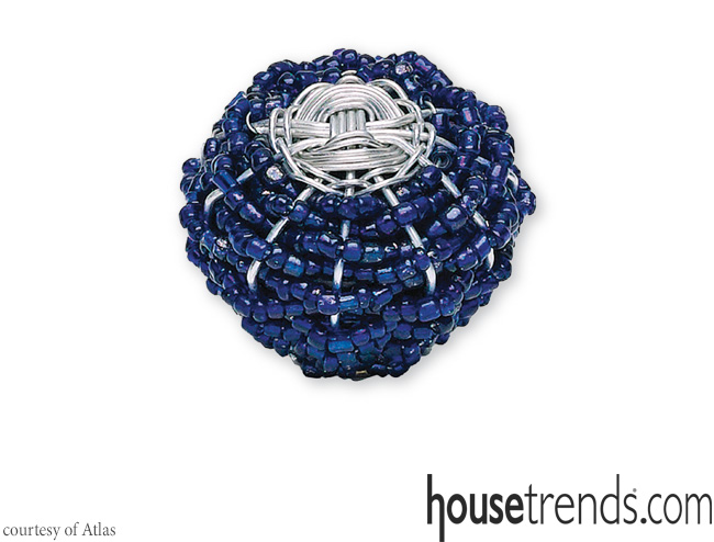 Knob adds bling to bathroom design