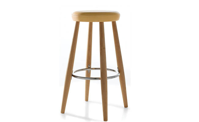 Lightweight bar stool for any space