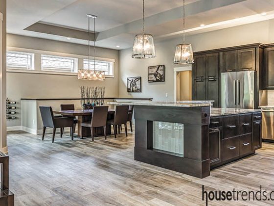 Kitchen island mimics a backsplash