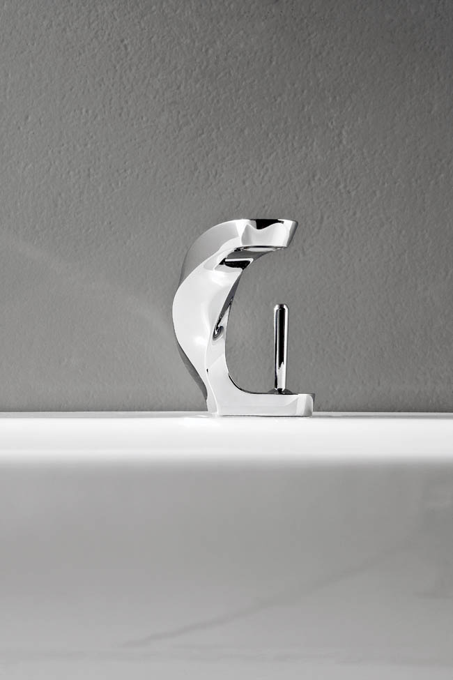 Bathroom faucets embrace a foreign design